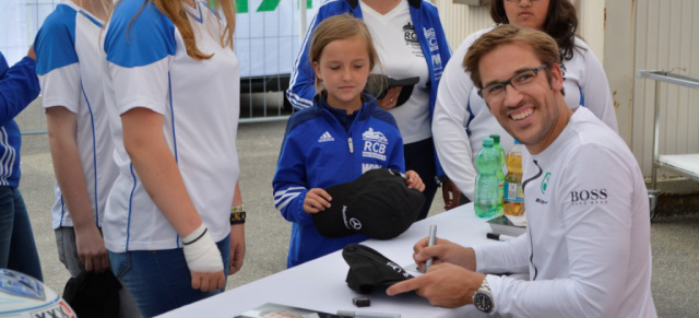 DTM-Stars fahren Kart mit behinderten Kindern: Maximilian Götz und Lucas Auer bringen KInderaugen zum Leuchten!