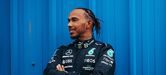 Kein Scherz: Hamilton heißt bald Larbalestier: Lewis Hamilton möchte den Namen seiner Mutter annehmen