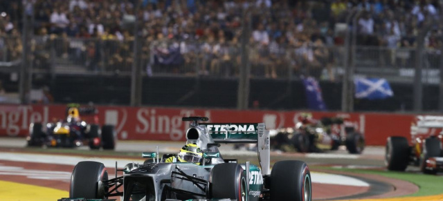 Formel 1 Singapur GP: Silberfpeile nehmen Punkte mit: Nico Rosberg und Lewis Hamilton beendeten den Großen Preis von Singapur auf den Positionen vier und fünf