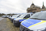 Mit Sicherheit: Mercedes-Benz Vans: Übergabe von Vito und Sprinter Transportern an die Bundespolizei 