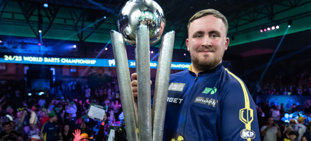 Das LeBENZgefühl geht um die Welt: Darts-Weltmeister Luke Littler träumt von einer Mercedes A-Klasse