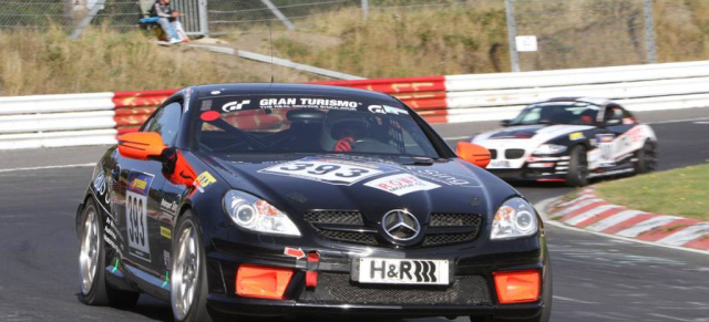 9. Lauf der VLN: Sing SLK beendet Pechsträhne : Der Mercedes SLK von Motorsport Sing sieht nach zwei Ausfällen wieder die Zielflagge 