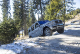 Der Berg ruft: Die neue Mercedes-Benz G-Klasse bezwingt den Schöckl: G bleibt G: Die G-Klasse W 464 bleibt Offroad-Allesüberwinder