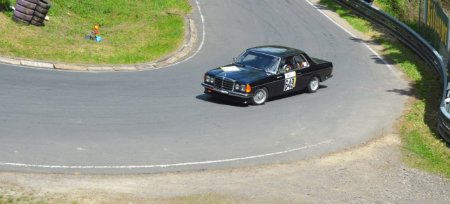 Uwe Pfaar auf Mercedes-Benz 280CE beim 50. Wolfsfelder Bergrennen: 27./28.Mai: Bereits zum 50. Mal fand mehr das Bergrennen in Wolfsfeld statt.