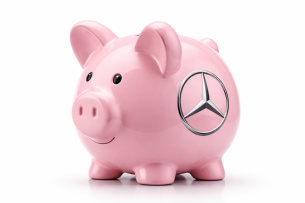 Mercedes-Benz stellt sich auf harte und margere  Jahre ein: CEO Källenius verschärft beim Stern den Sparkurs