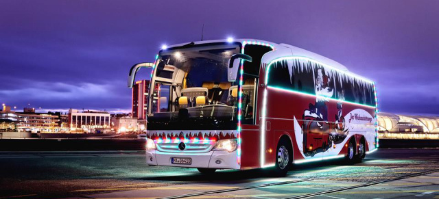 Mercedes-Benz Travego: Es weihnachtet sehr: Mercedes Travego mit weihnachtlichem Schmuck