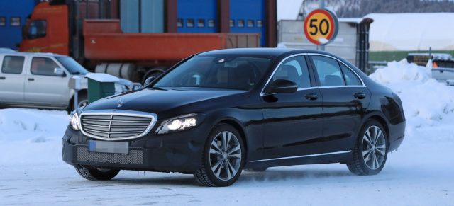 Mercedes Erlkönig erwischt: Spy Shot: Mercedes-Benz C-Klasse Facelift  2018