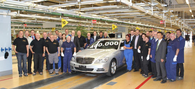 'S' gibt Grund zum Jubeln : Im Mercedes-Benz Werk Sindelfingen läuft die 400.000ste S-Klasse vom Band