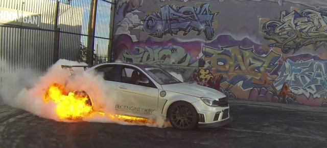 Hot Benz: Brandheißer Mercedes C63 AMG Burnout  (Video): Stumpfsinn: Die von Weistec gepowerte C-Klasse lässt die Reifen in Rauch und Flammen aufgehen