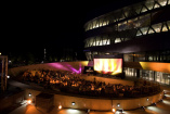 13. bis 30. August, Stuttgart: Open Air Kino am Mercedes-Benz Museum