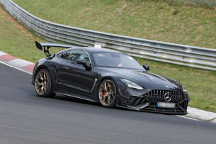 Neue Anblicke vom AMG GT 63 TRACK SPORT