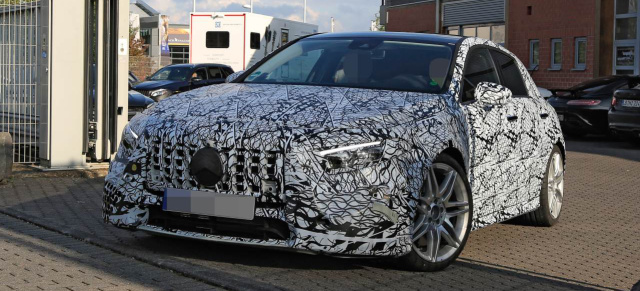 Mercedes-Benz Erlkönig erwischt: Mercedes-AMG A-Klasse: Star Spy Shot: Aktuelle Bilder von der kommenden Mercedes-AMG A-Klasse